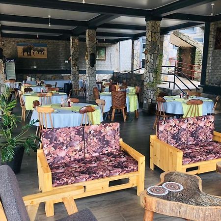 Gipir And Labongo Safari Lodge Ltd Pakwach Zewnętrze zdjęcie