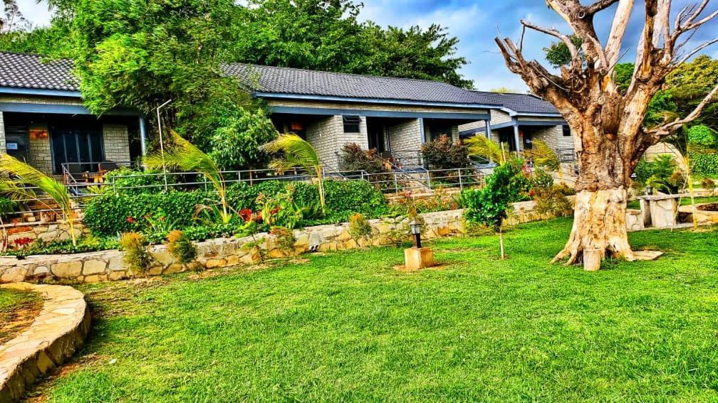 Gipir And Labongo Safari Lodge Ltd Pakwach Zewnętrze zdjęcie