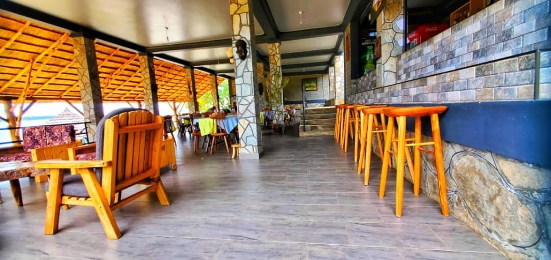 Gipir And Labongo Safari Lodge Ltd Pakwach Zewnętrze zdjęcie