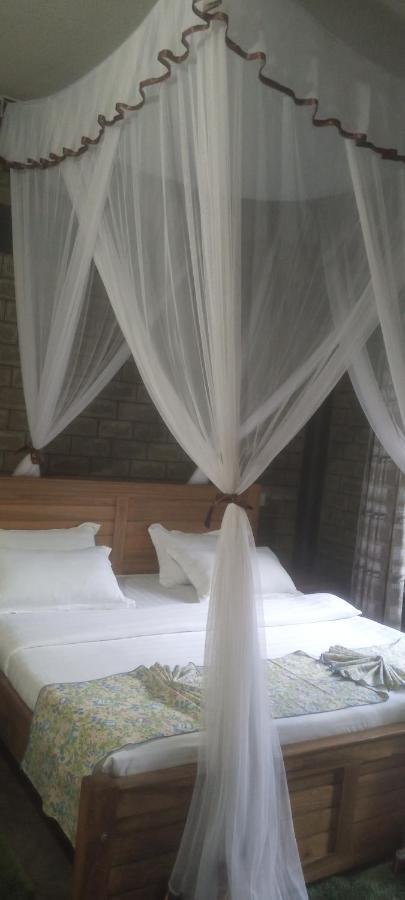 Gipir And Labongo Safari Lodge Ltd Pakwach Zewnętrze zdjęcie